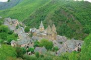 découverte de conques cantal domaine de la chataigneraie