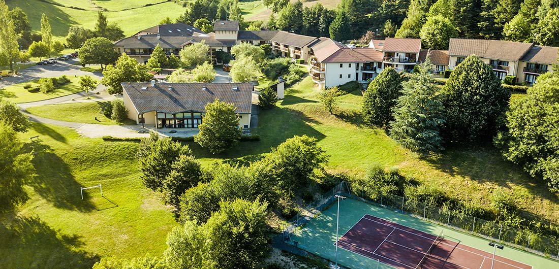 Location gîte à la Chataigneraie village vacances Cantal