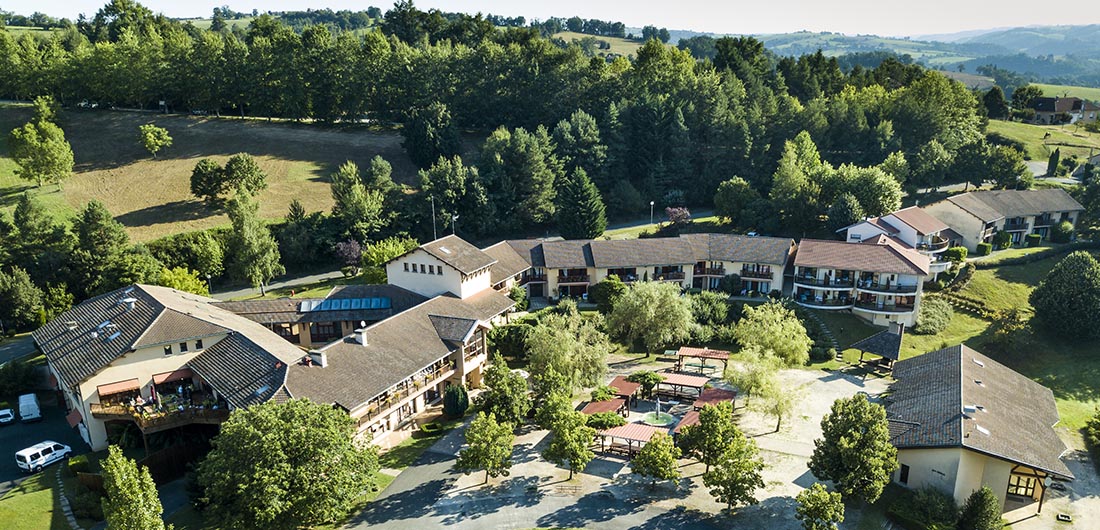 Domaine de la Châtaigneraie vue drône - Cantal