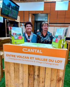 Isabelle et Corinne au salon du randonneur de Lyon